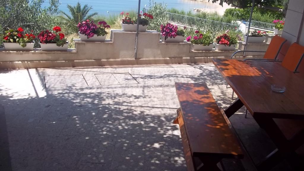 Apartments Kalajzic Omis Phòng bức ảnh