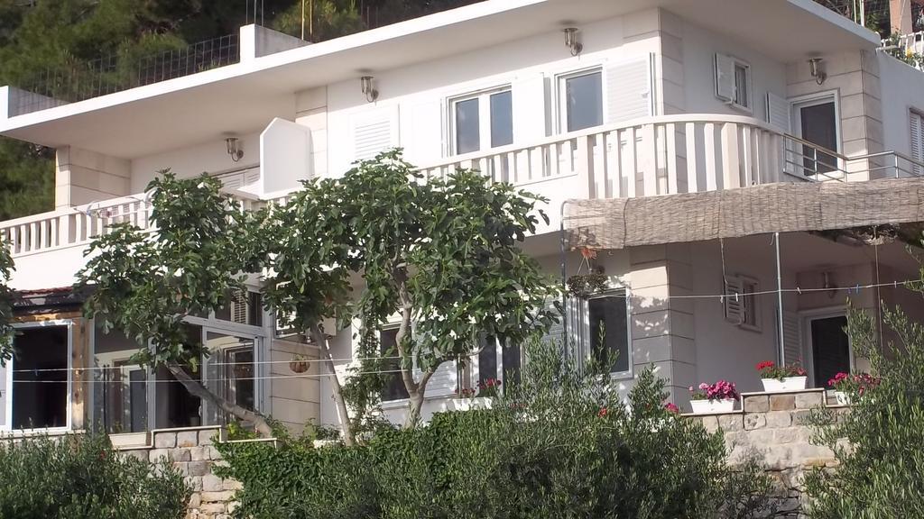 Apartments Kalajzic Omis Ngoại thất bức ảnh